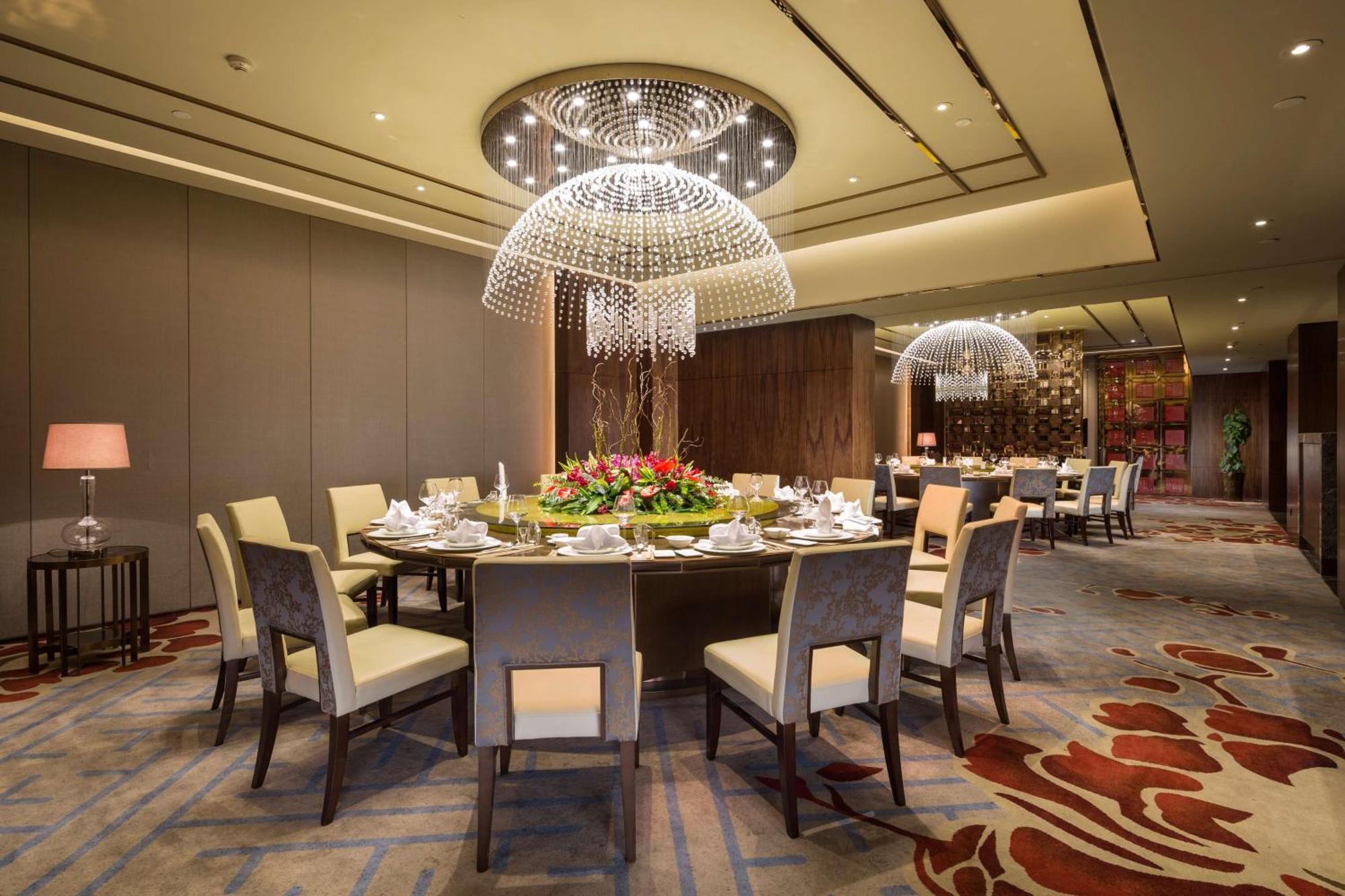 Hilton Ουρούμτσι Εξωτερικό φωτογραφία
