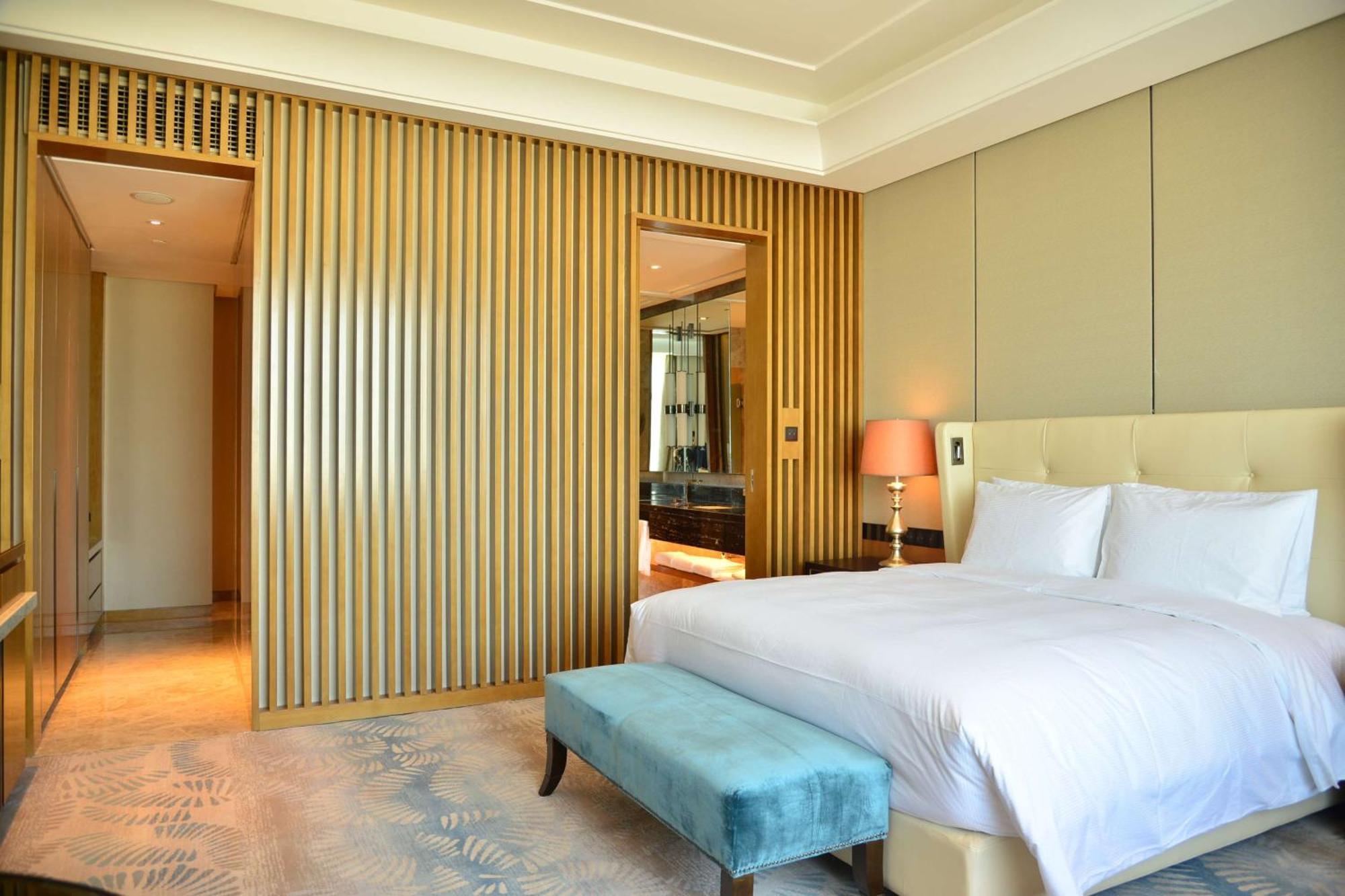 Hilton Ουρούμτσι Εξωτερικό φωτογραφία